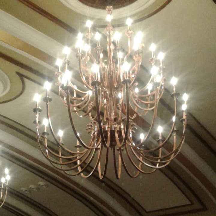 Cooper chandelier for theater Seal