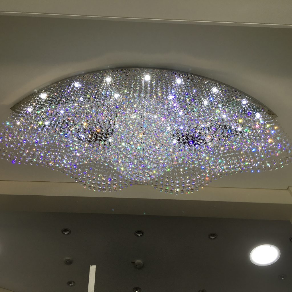 Oval crystal chandelier seal